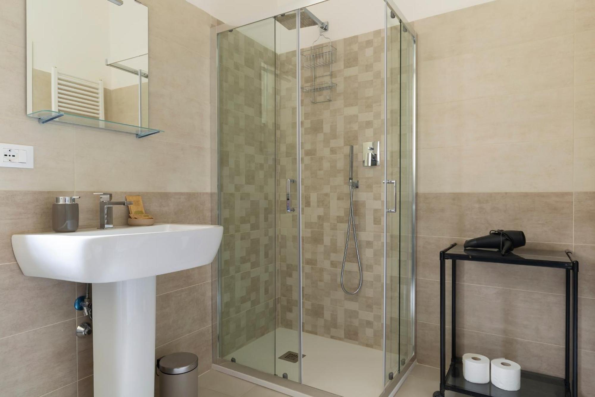 Apartment Amos - 5 Minutes From Piazza Maggiore Болонья Екстер'єр фото