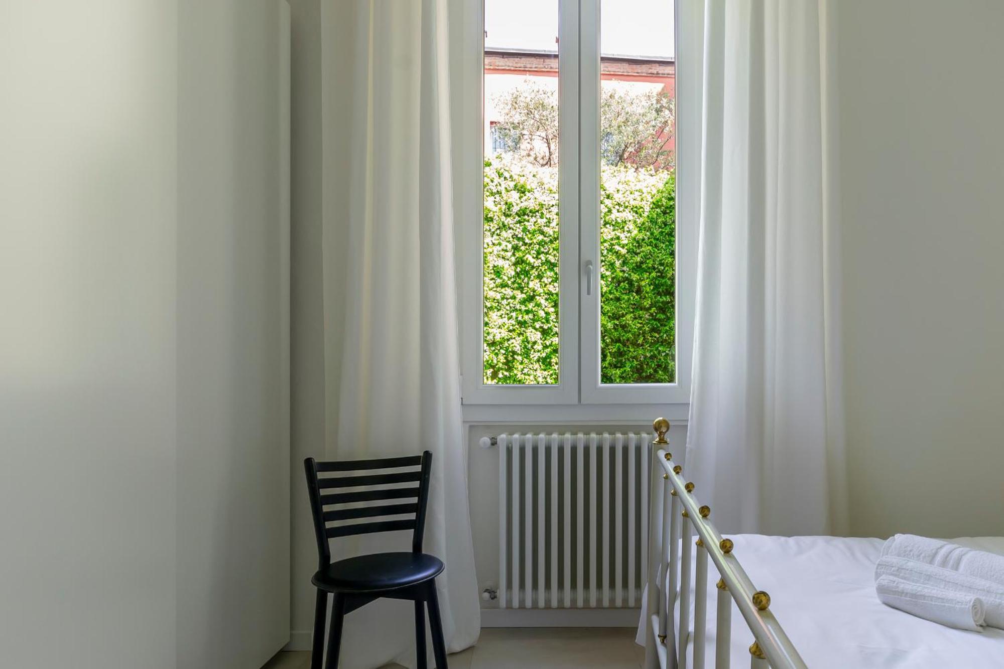 Apartment Amos - 5 Minutes From Piazza Maggiore Болонья Екстер'єр фото